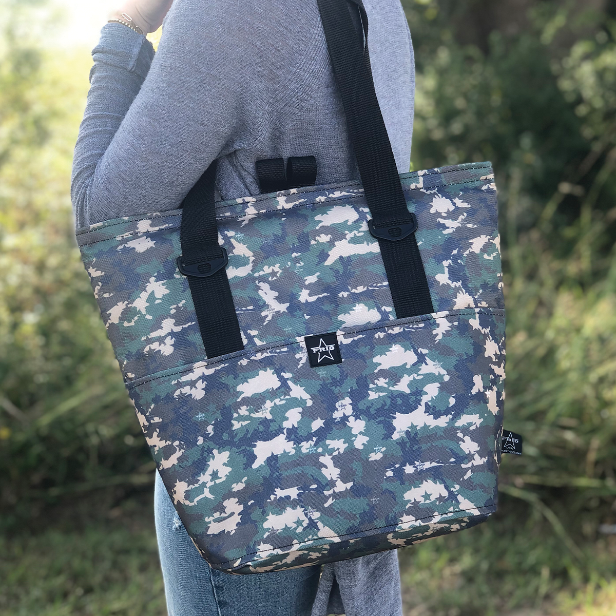 Pull Top 14 Softside Cooler Tote