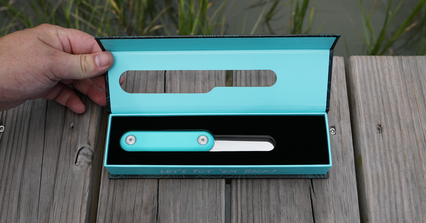 Clam Shucker