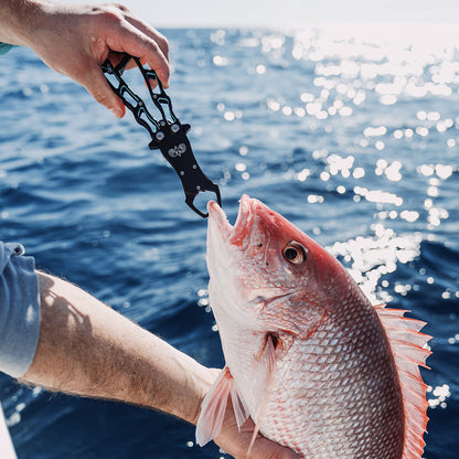 Toadfish Stowaway Fish Grippers